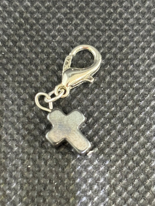 Croix hématite