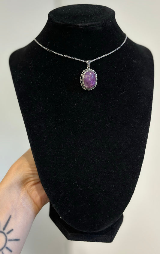 Émeraude violette